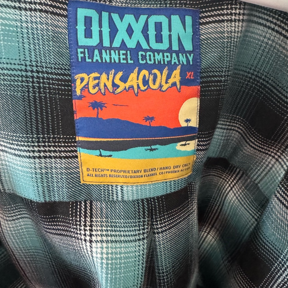 DIXXON Pensacola Plaid Flannel in Black and Teal - XL